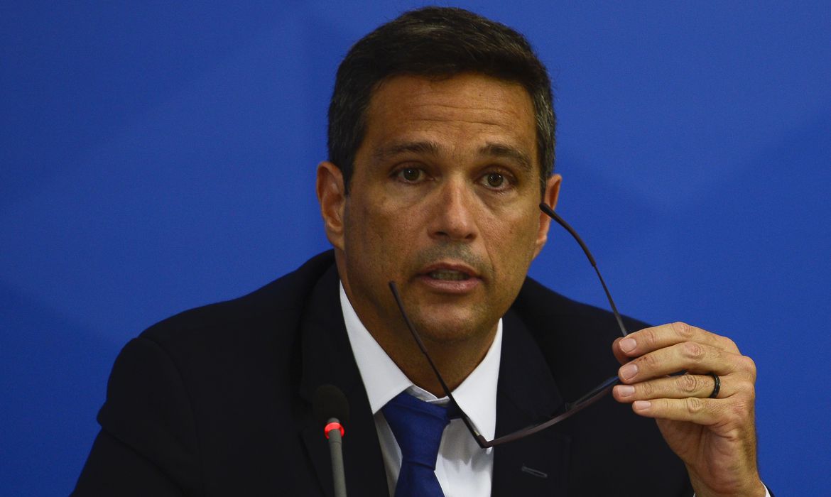 O presidente do Banco Central, Roberto Campos Neto falam à imprensa no Palácio do Planalto, sobre as ações de enfrentamento ao covid-19 no país