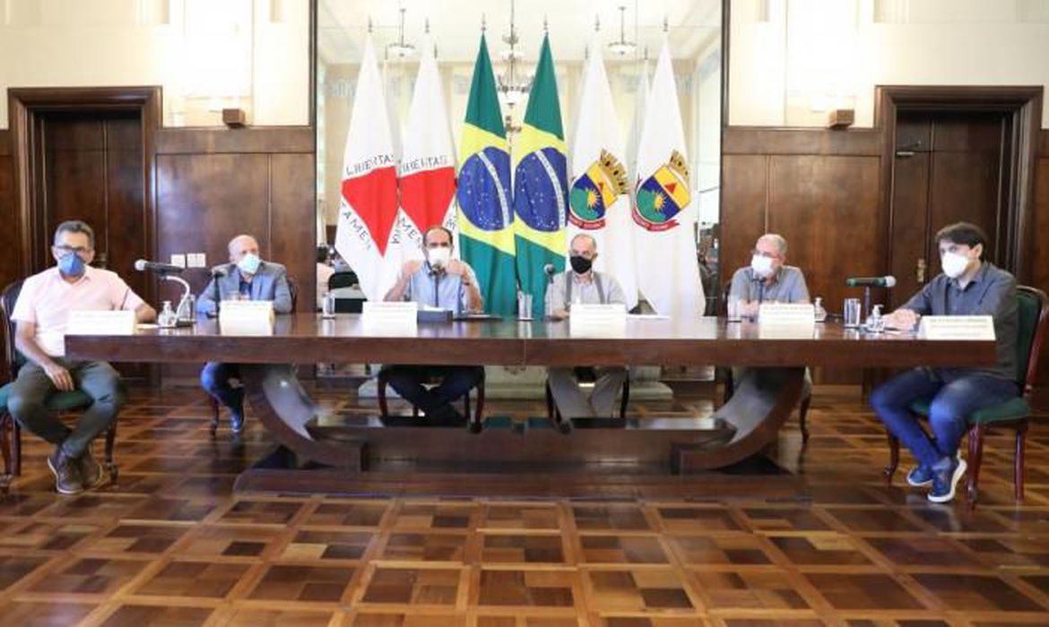 26-01-2022-covid-19-coletiva-do-prefeito-alexandre-kalil-e-o-comite-de-enfretamento-a-covid-19-rodrigo-clemente-pbh-27.jpg