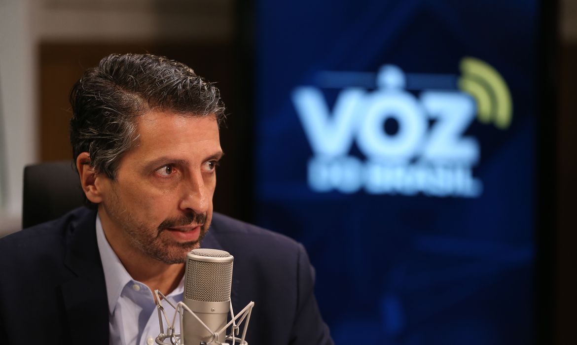 O ministro do Meio Ambiente, Joaquim Álvaro Pereira Leite, participa do programa A Voz do Brasil