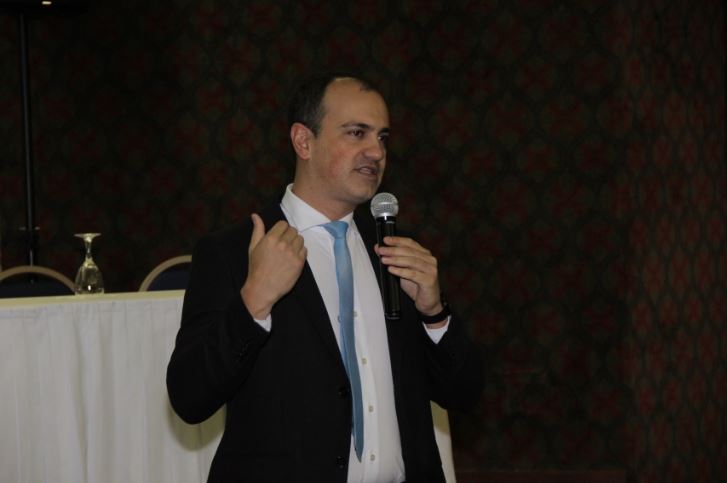 Valeriote_Junior.JPG