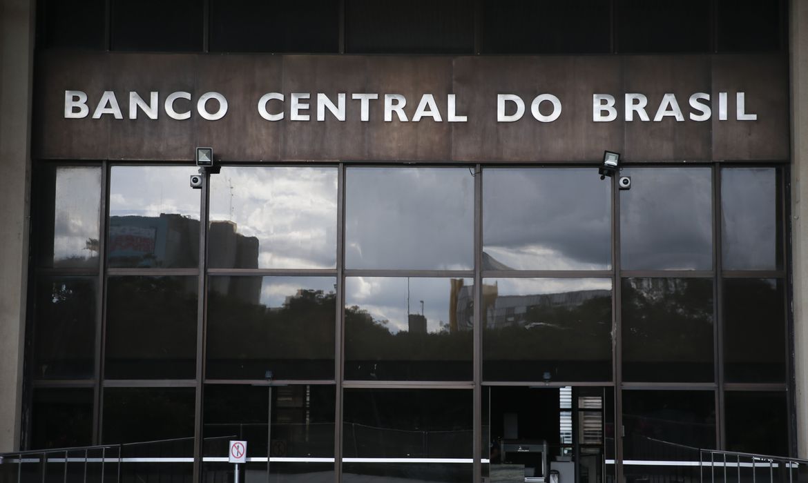 Edifício-sede do Banco Central no Setor Bancário Norte, em lote doado pela Prefeitura de Brasília, em outubro de 1967