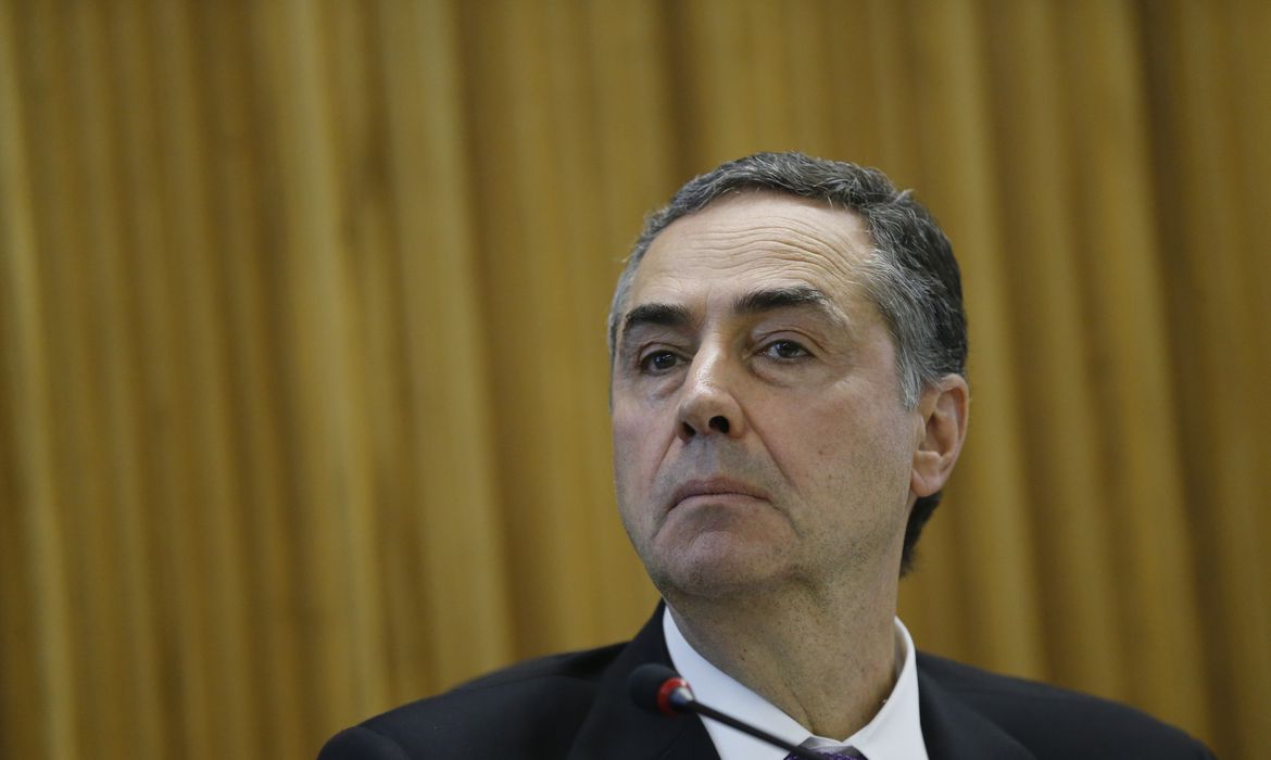 O ministro do STF Luís Roberto Barroso participa do Congresso Internacional de Direito e Gênero, na Fundação Getúlio Vargas, no Rio de Janeiro.
