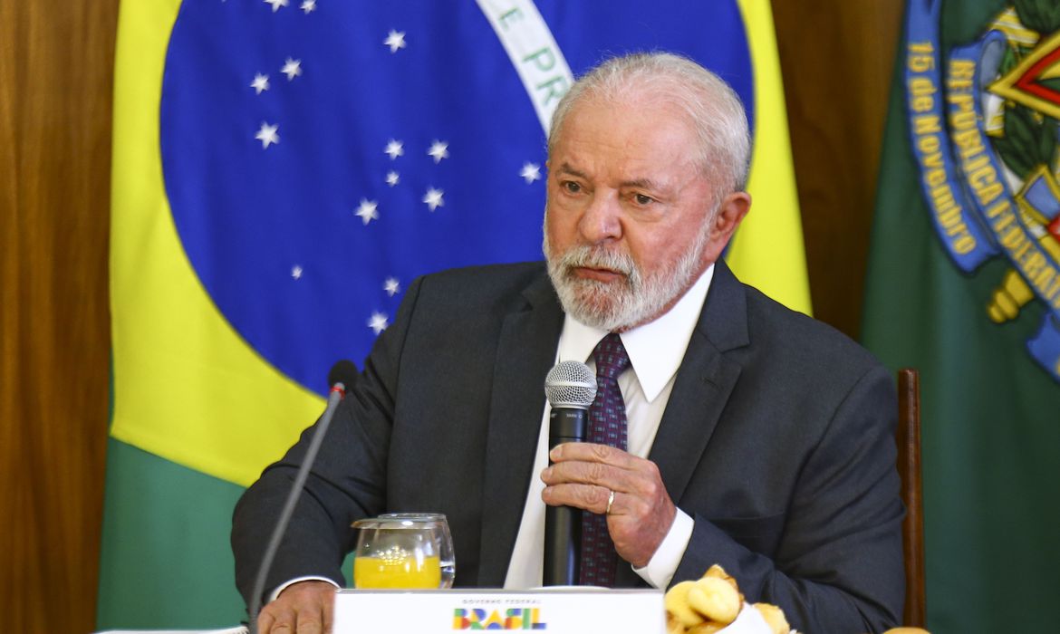 Brasília (DF), 06/04/2023 - O presidente Luiz Inácio Lula da Silva durante café da manhã com jornalistas, no Palácio do Planalto.